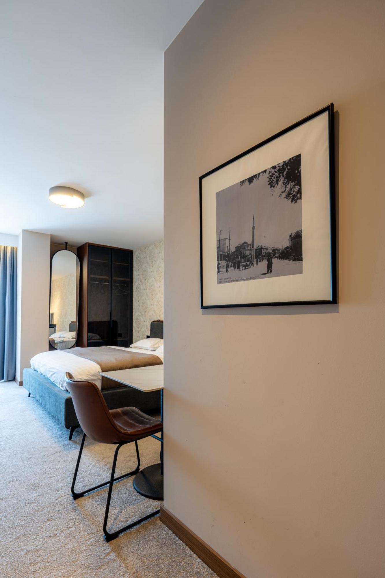 Downtown Apartments Приштина Экстерьер фото