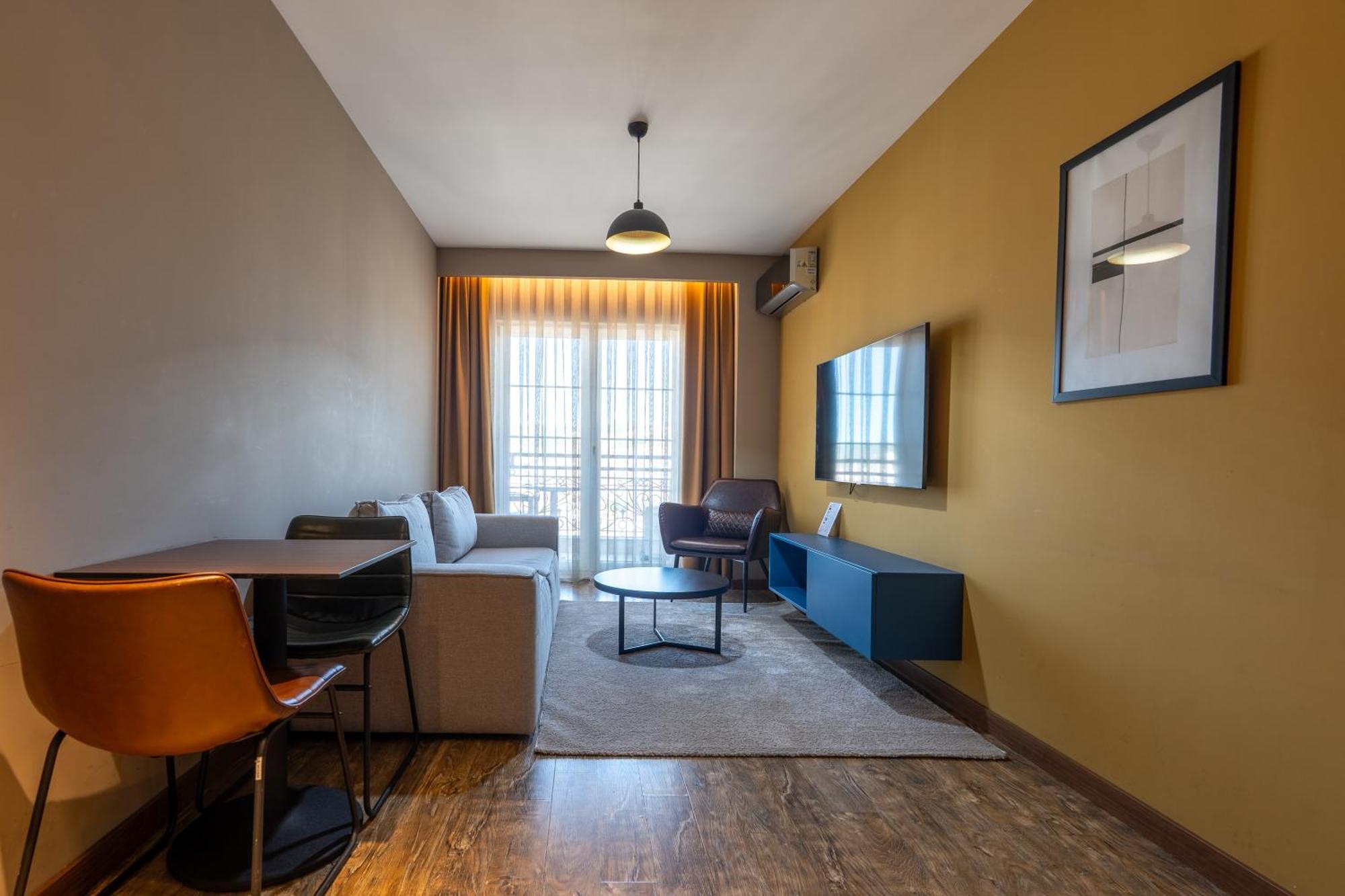 Downtown Apartments Приштина Экстерьер фото