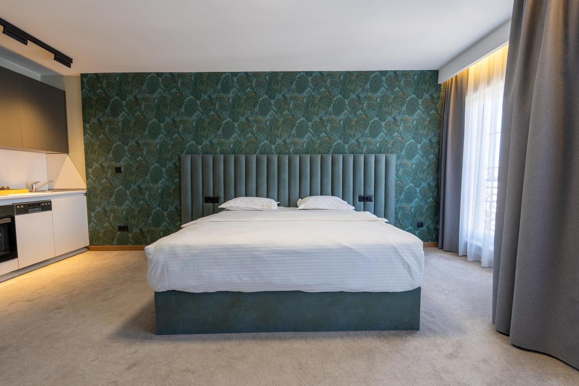 Downtown Apartments Приштина Экстерьер фото